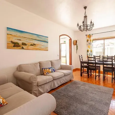 Ninestories Baleal Holiday home *