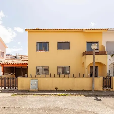 Ninestories Baleal Holiday home *