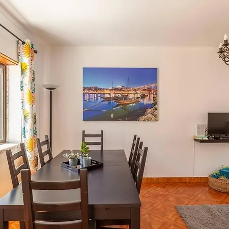 Holiday home Ninestories Baleal