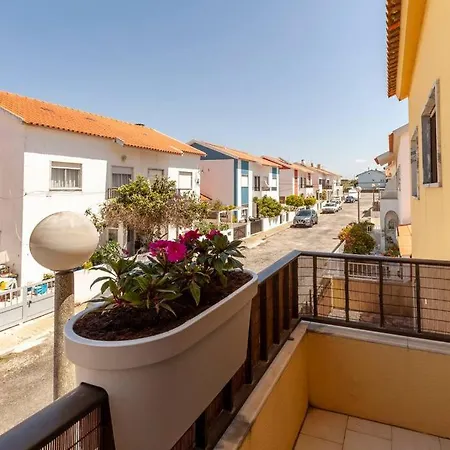 Ninestories Baleal Holiday home *